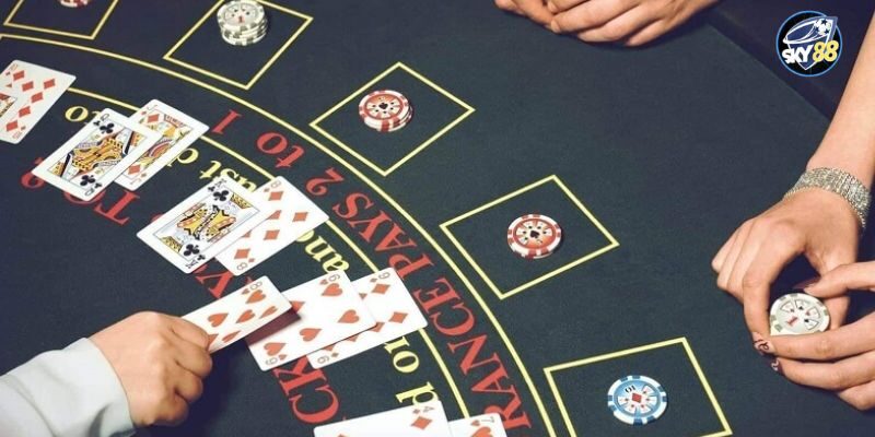 Bật mí bí quyết chơi xì dách dựa vào mốc điểm